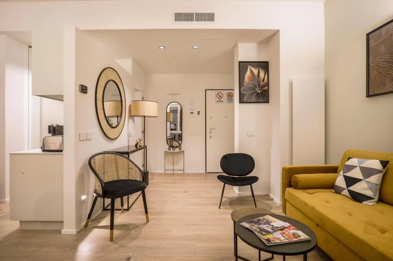 Apartment Repubblica Suite I-Hosted By Sweetstay Milan